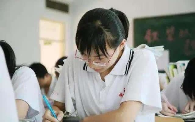 高考不允许再复读，落榜复读生应该何去何从