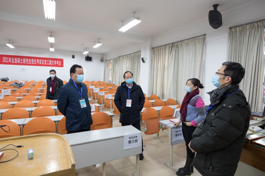 【现场视频图文】13.8万考生在京参加2021年研考 考点校多措并举护航平安研考