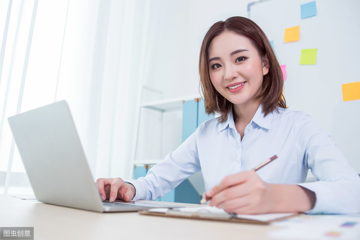 成人本科学费一般多少钱一年