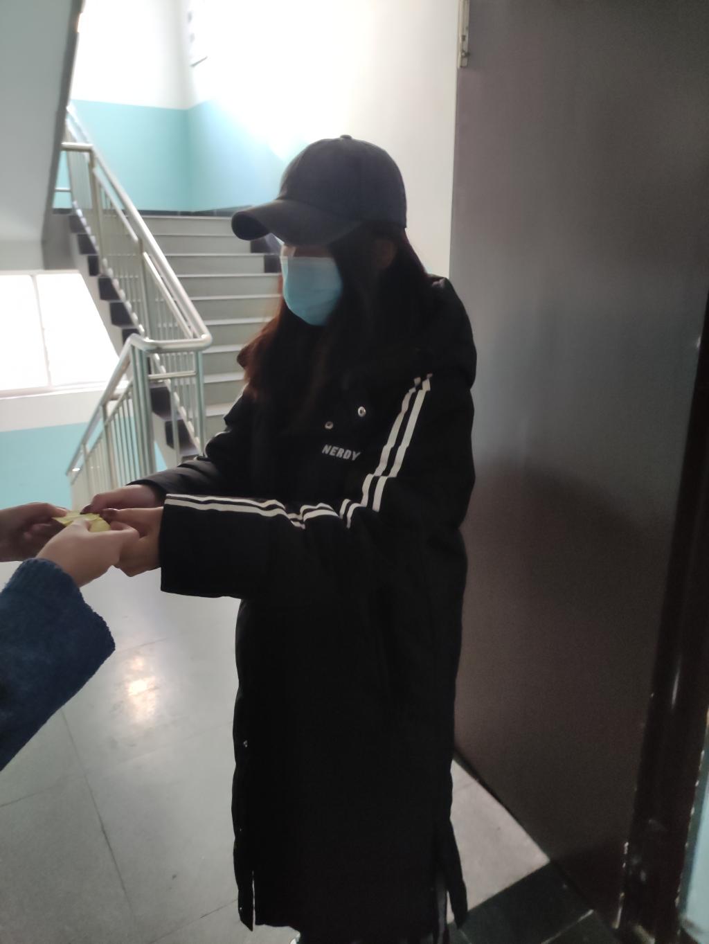 西安石油大学抗疫战线上的“特殊生日”